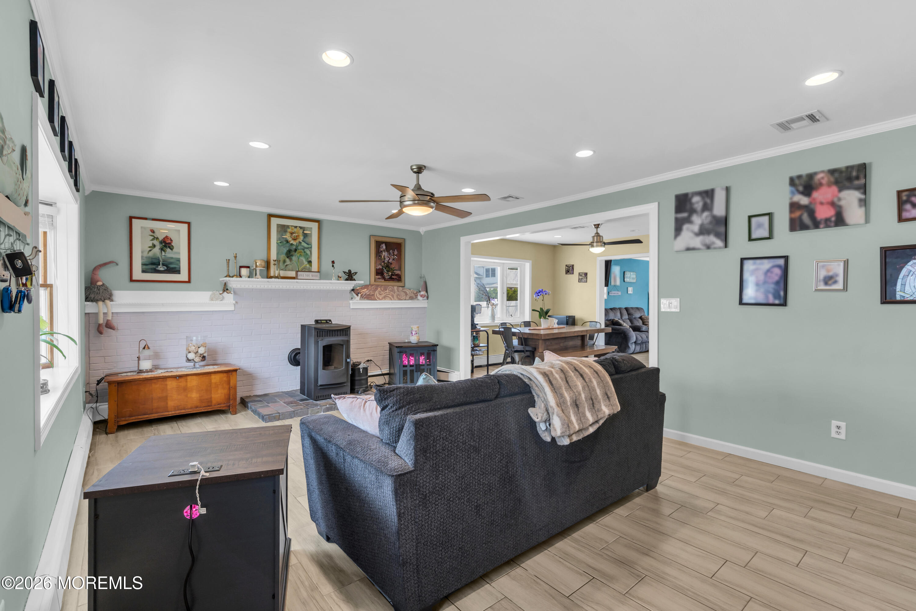 417 Anchor Avenue Beachwood NJ 08722