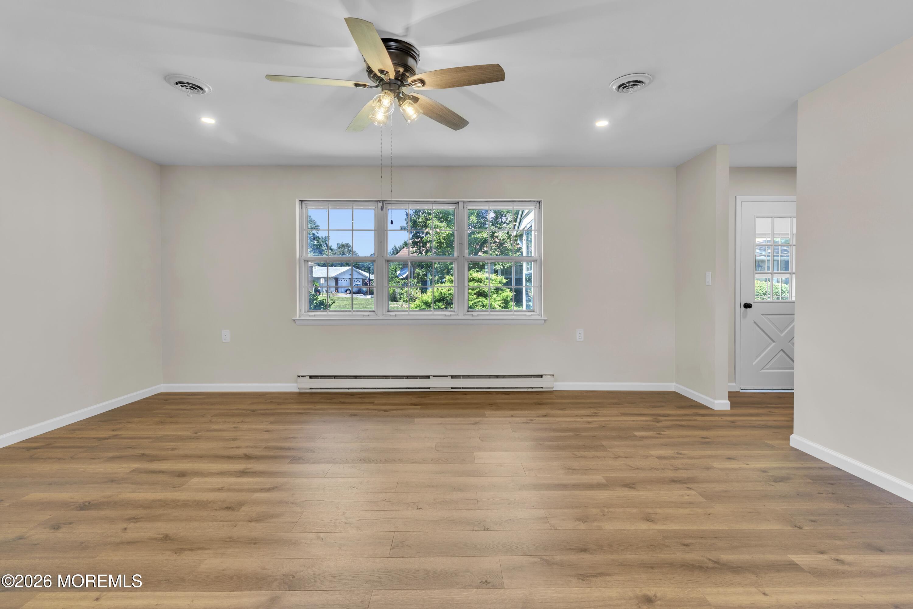 27 Cambridge Circle Manchester NJ 08759