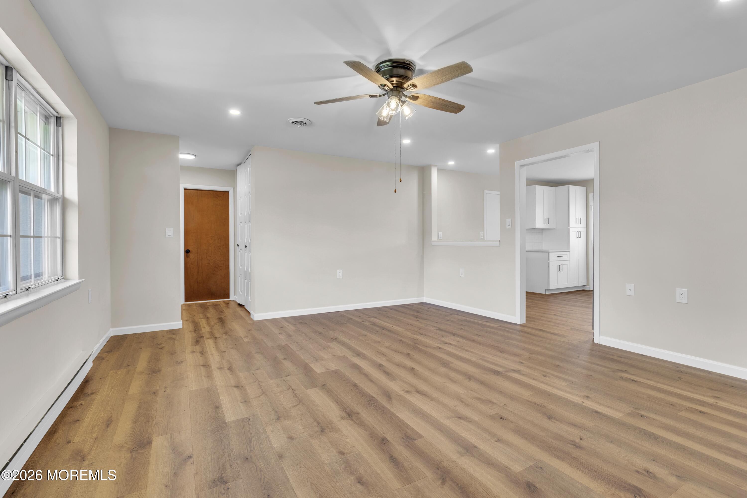 27 Cambridge Circle Manchester NJ 08759
