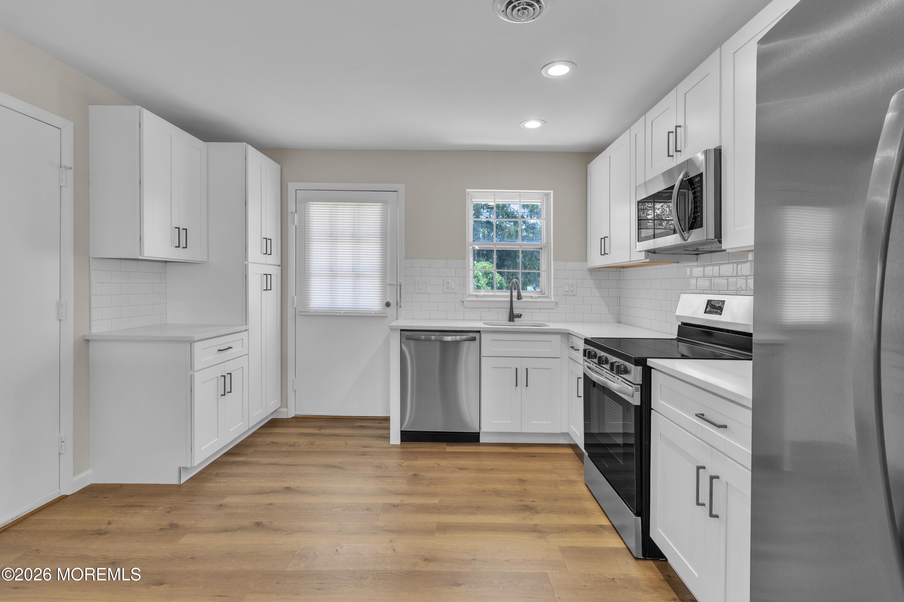 27 Cambridge Circle Manchester NJ 08759