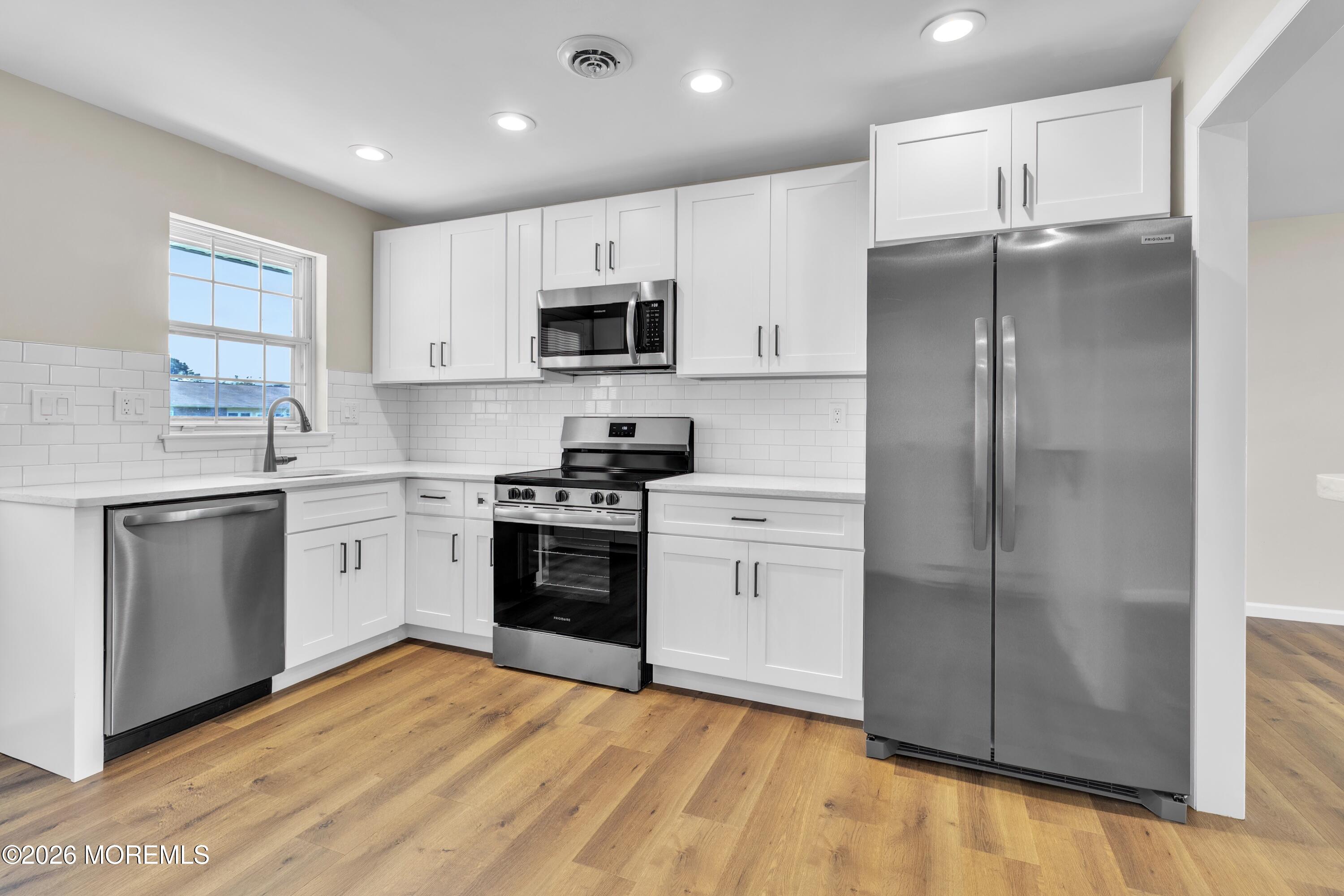 27 Cambridge Circle Manchester NJ 08759
