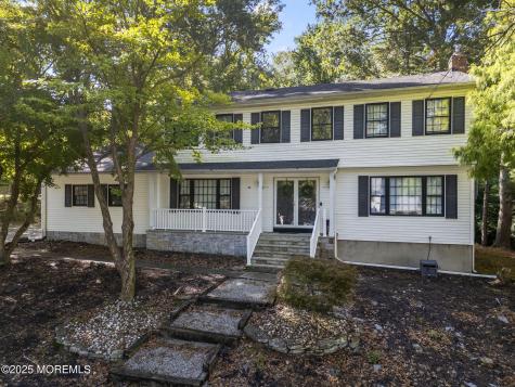 34 Brookside Circle Marlboro NJ 07746