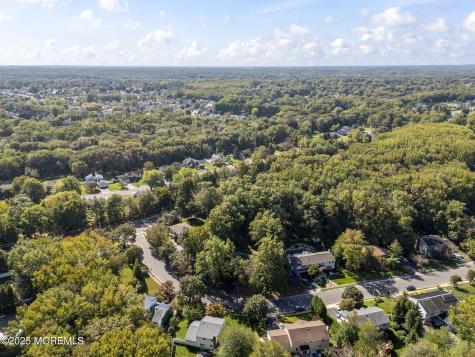 34 Brookside Circle Marlboro NJ 07746