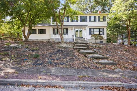 34 Brookside Circle Marlboro NJ 07746
