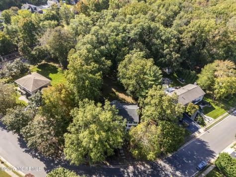 34 Brookside Circle Marlboro NJ 07746