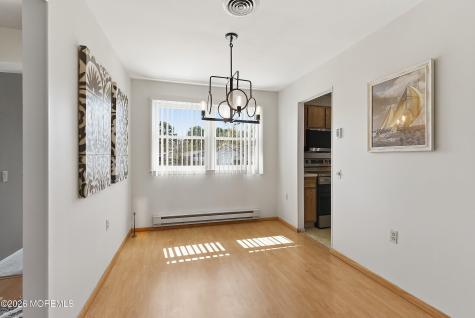 29 Brentwood Street Whiting NJ 08759