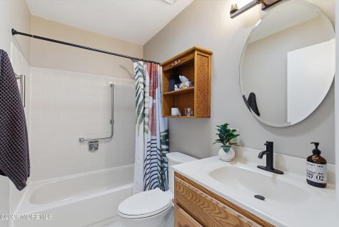 29 Brentwood Street Whiting NJ 08759