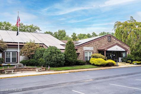 29 Brentwood Street Whiting NJ 08759