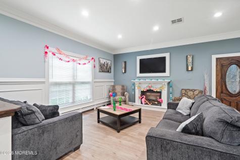 29 Brentwood Street Whiting NJ 08759
