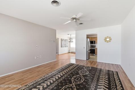 29 Brentwood Street Whiting NJ 08759