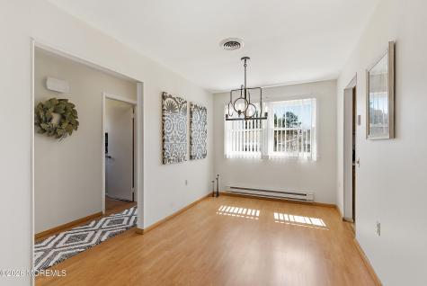 29 Brentwood Street Whiting NJ 08759