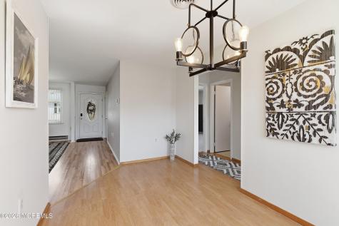 29 Brentwood Street Whiting NJ 08759