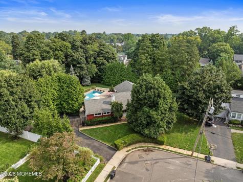 38 Winfield Drive Little Silver NJ 07739