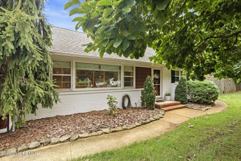 38 Winfield Drive Little Silver NJ 07739