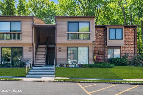 42 Manchester Court Red Bank NJ 07701