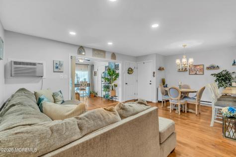 42 Manchester Court Red Bank NJ 07701