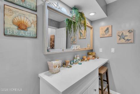 42 Manchester Court Red Bank NJ 07701