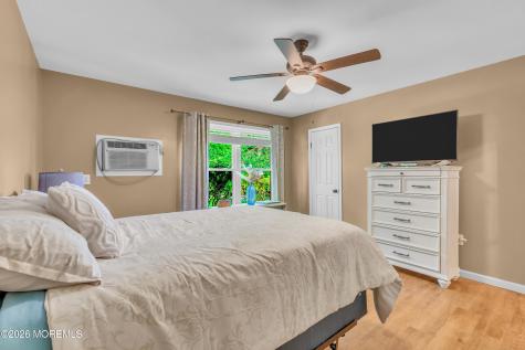 42 Manchester Court Red Bank NJ 07701