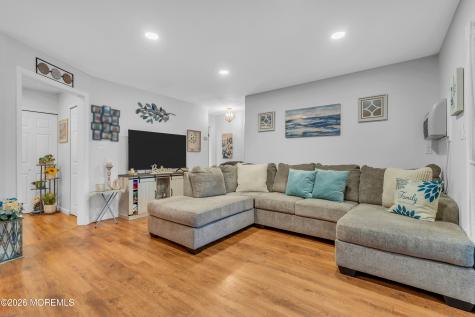 42 Manchester Court Red Bank NJ 07701