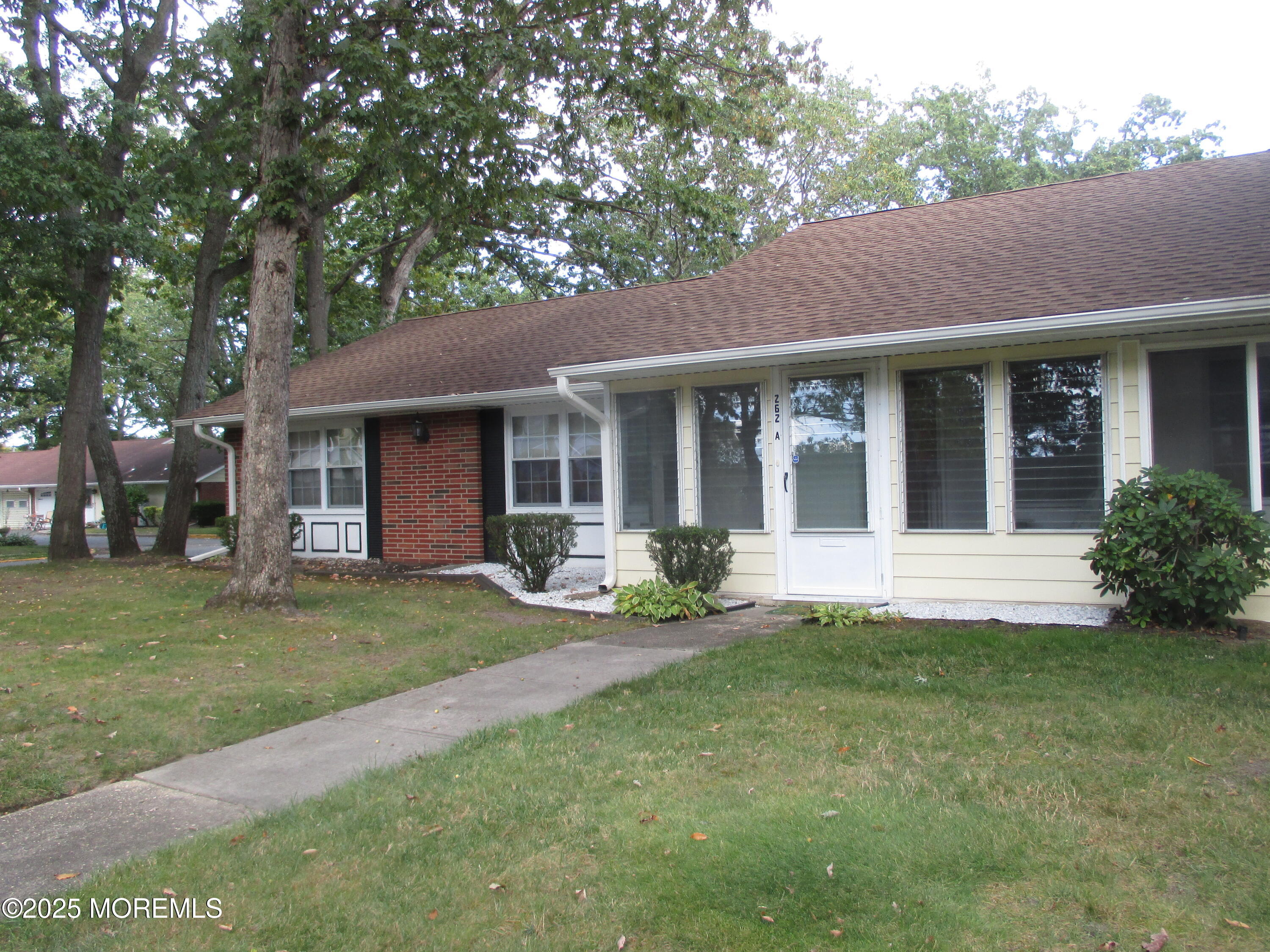 262A Kingston Court Lakewood NJ 08701