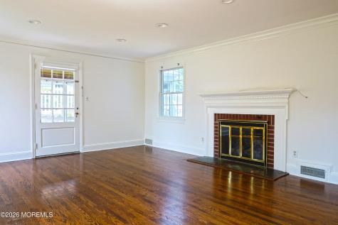 260 Harding Road Red Bank NJ 07701