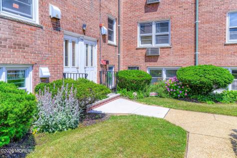 24 Pilgrim Pathway Court Ocean Grove NJ 07756