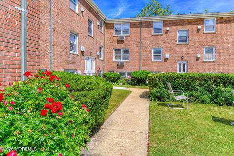 24 Pilgrim Pathway Court Ocean Grove NJ 07756