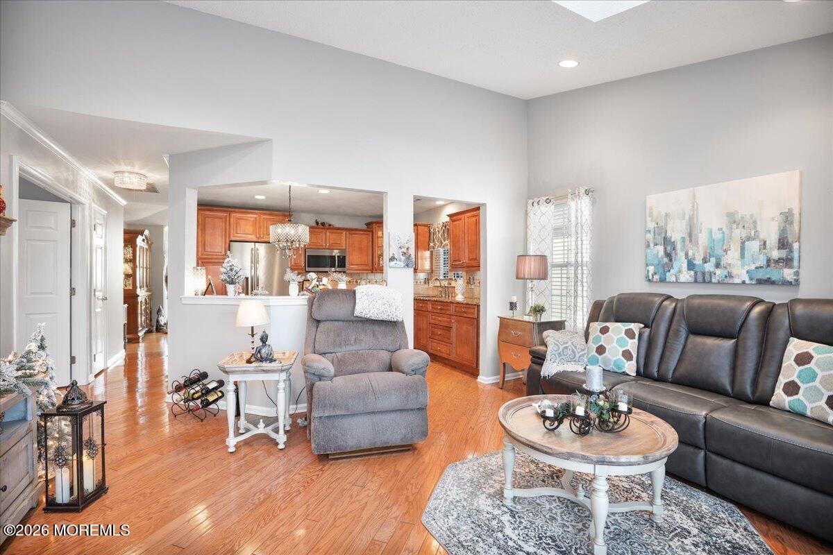 5 Manchester Court Jackson NJ 08527