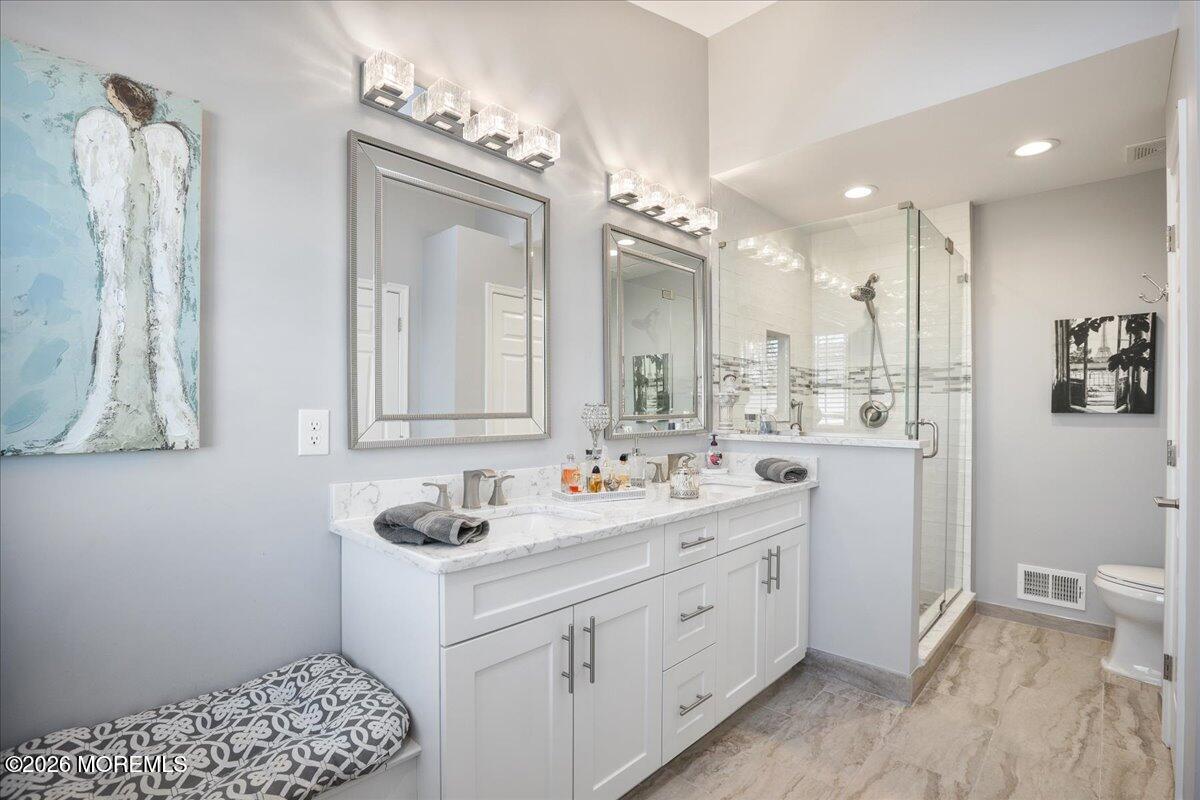 5 Manchester Court Jackson NJ 08527