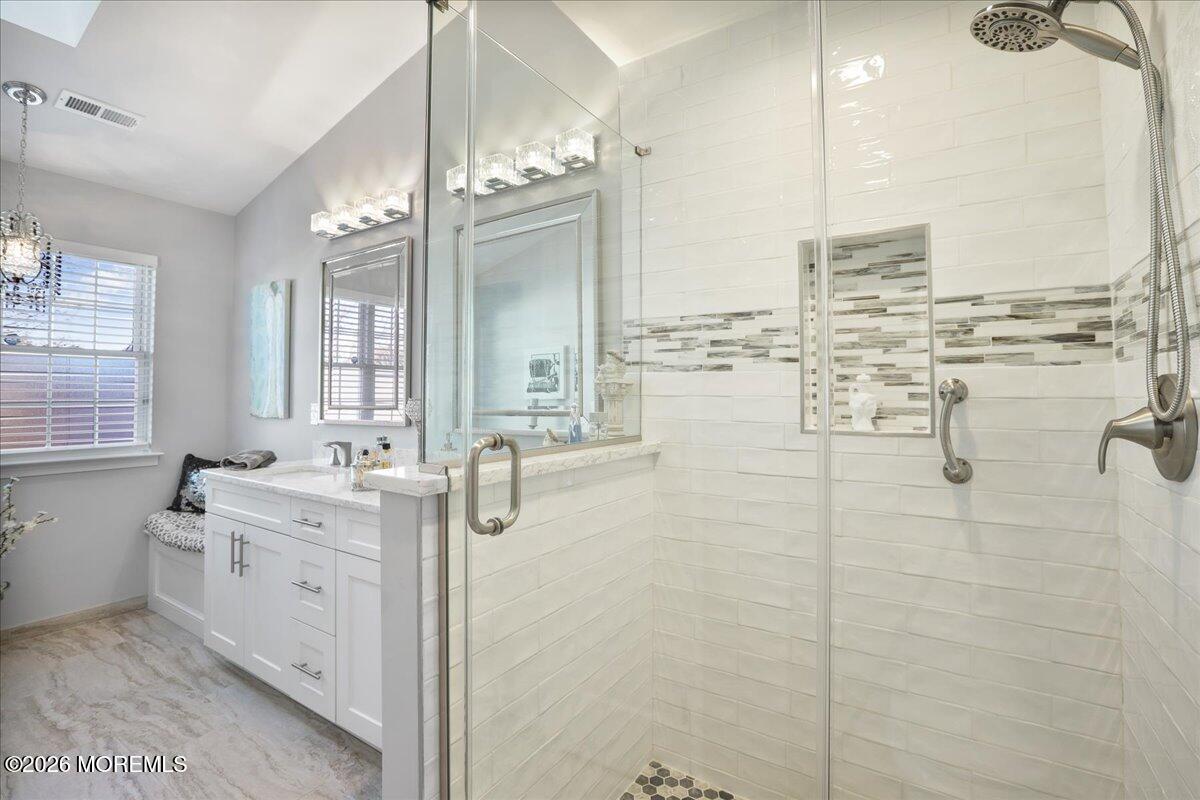 5 Manchester Court Jackson NJ 08527