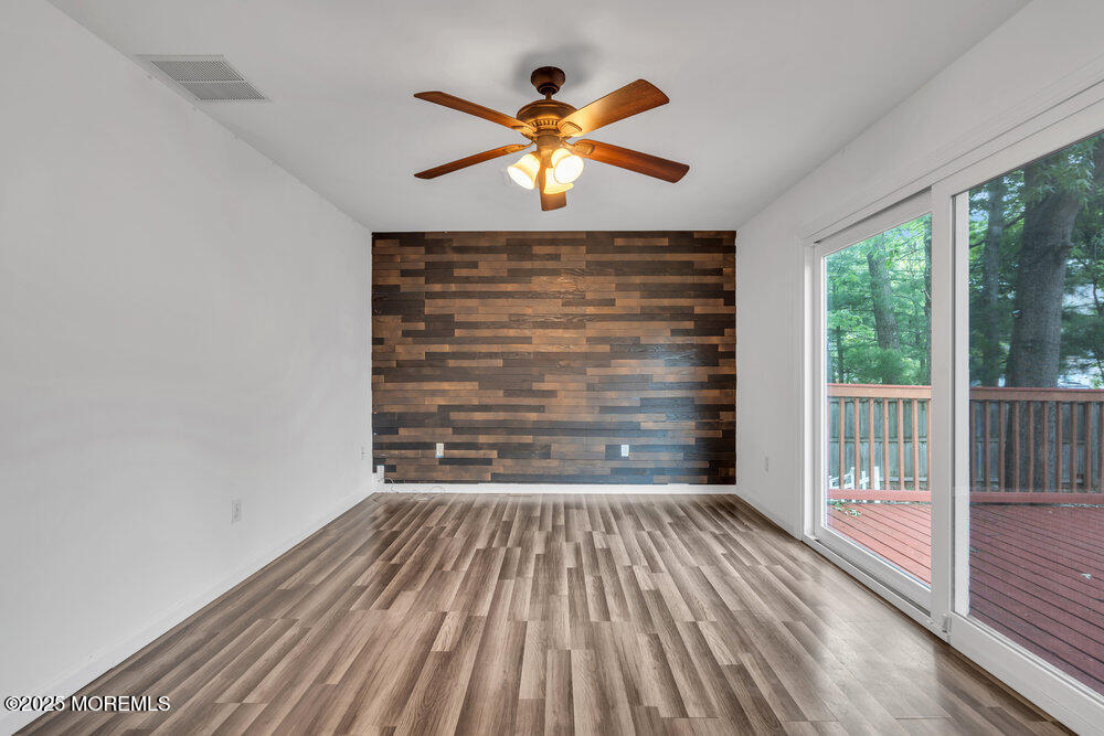 513 Harding Avenue Toms River NJ 08753