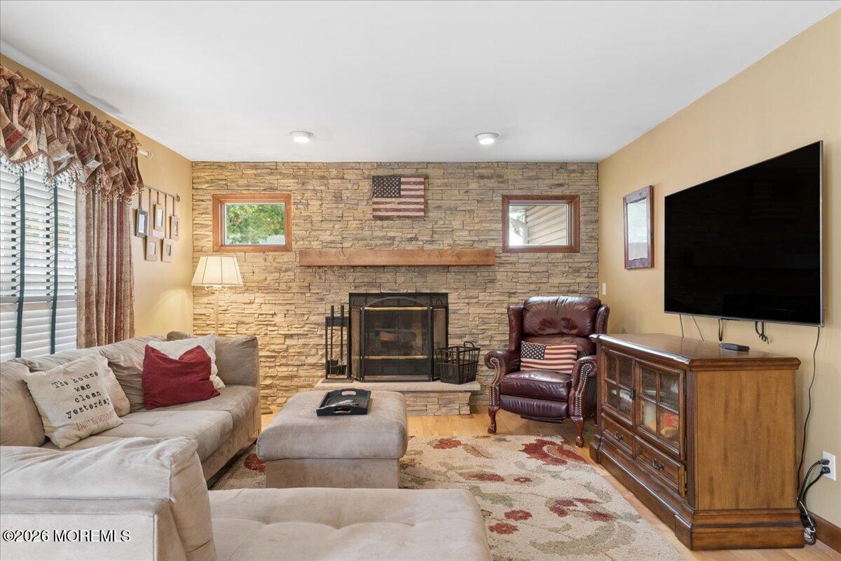 184 Friendship Road Howell NJ 07731