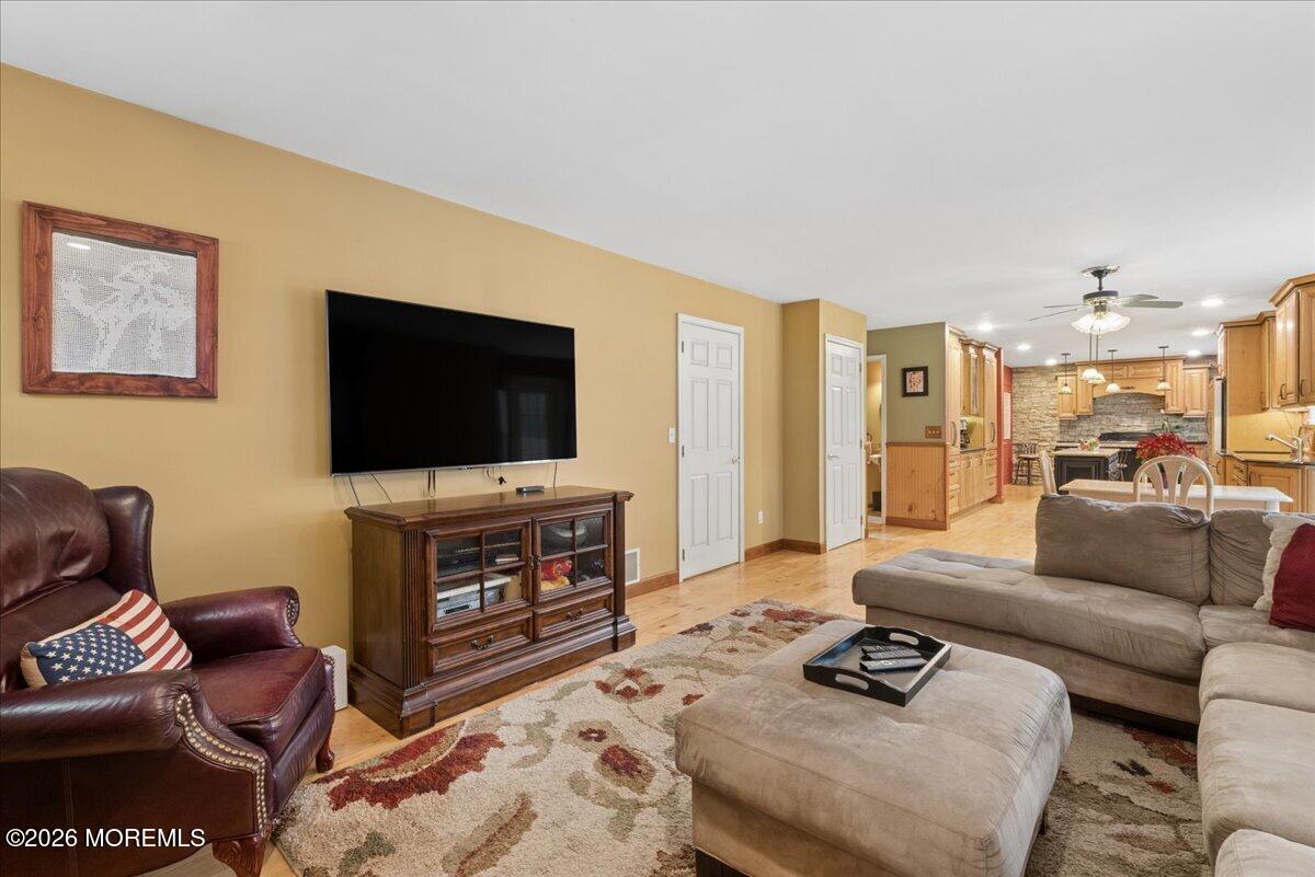 184 Friendship Road Howell NJ 07731
