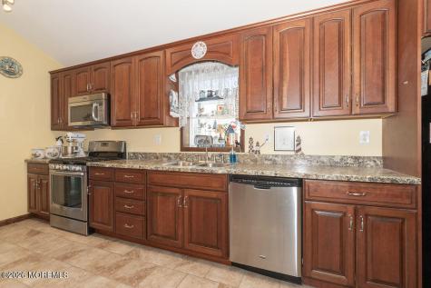 310 Pine Street Union Beach NJ 07735
