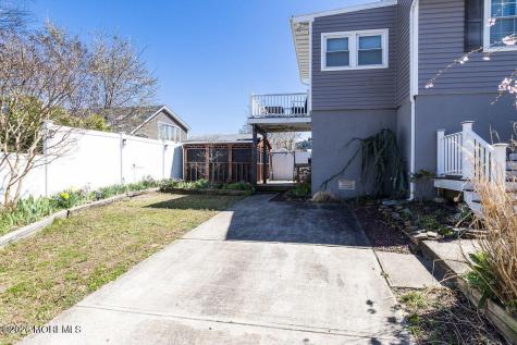 310 Pine Street Union Beach NJ 07735