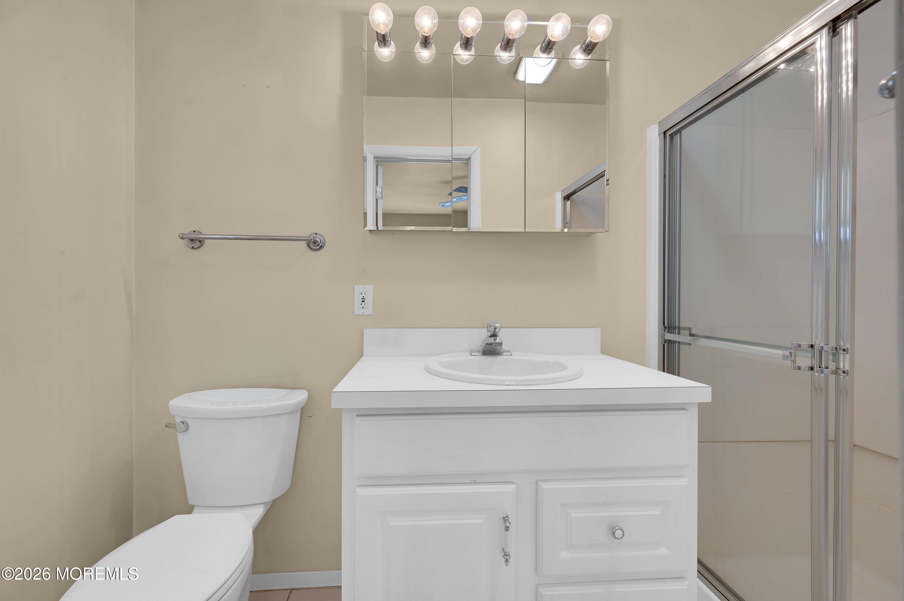 21 Oak Ridge Parkway Toms River NJ 08755