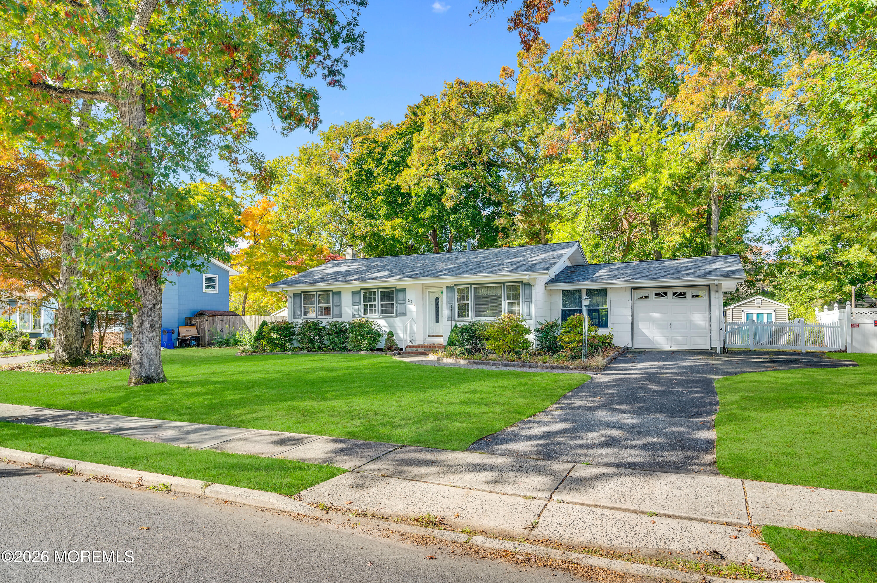 21 Oak Ridge Parkway Toms River NJ 08755
