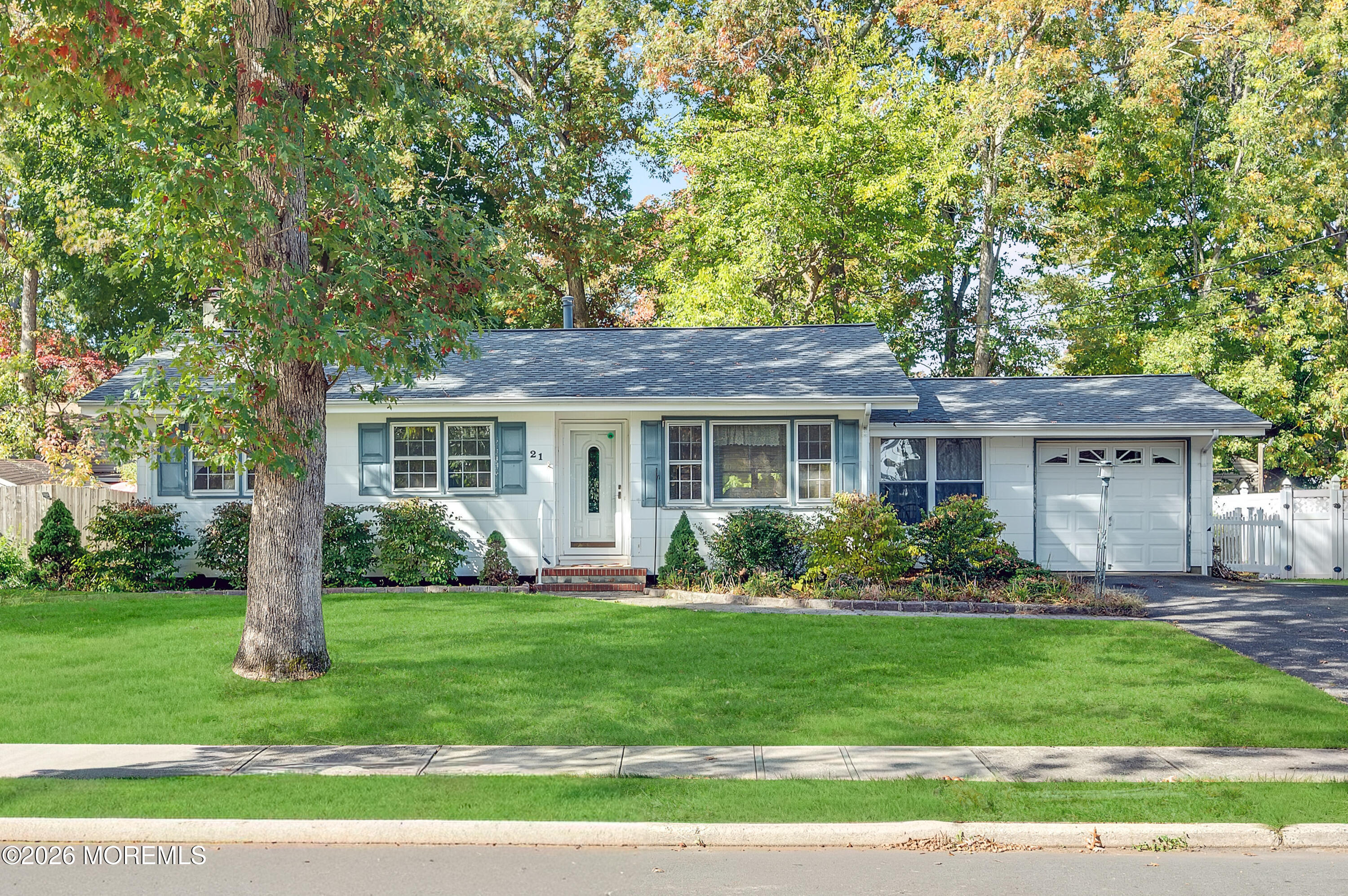 21 Oak Ridge Parkway Toms River NJ 08755