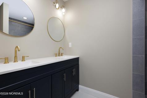 50 Hanover Court Red Bank NJ 07701