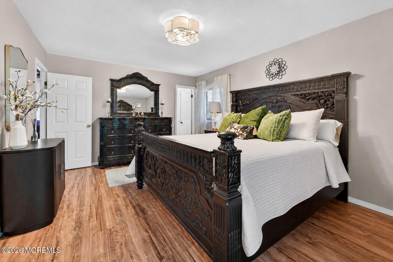 11 Inwood Place Aberdeen NJ 07747