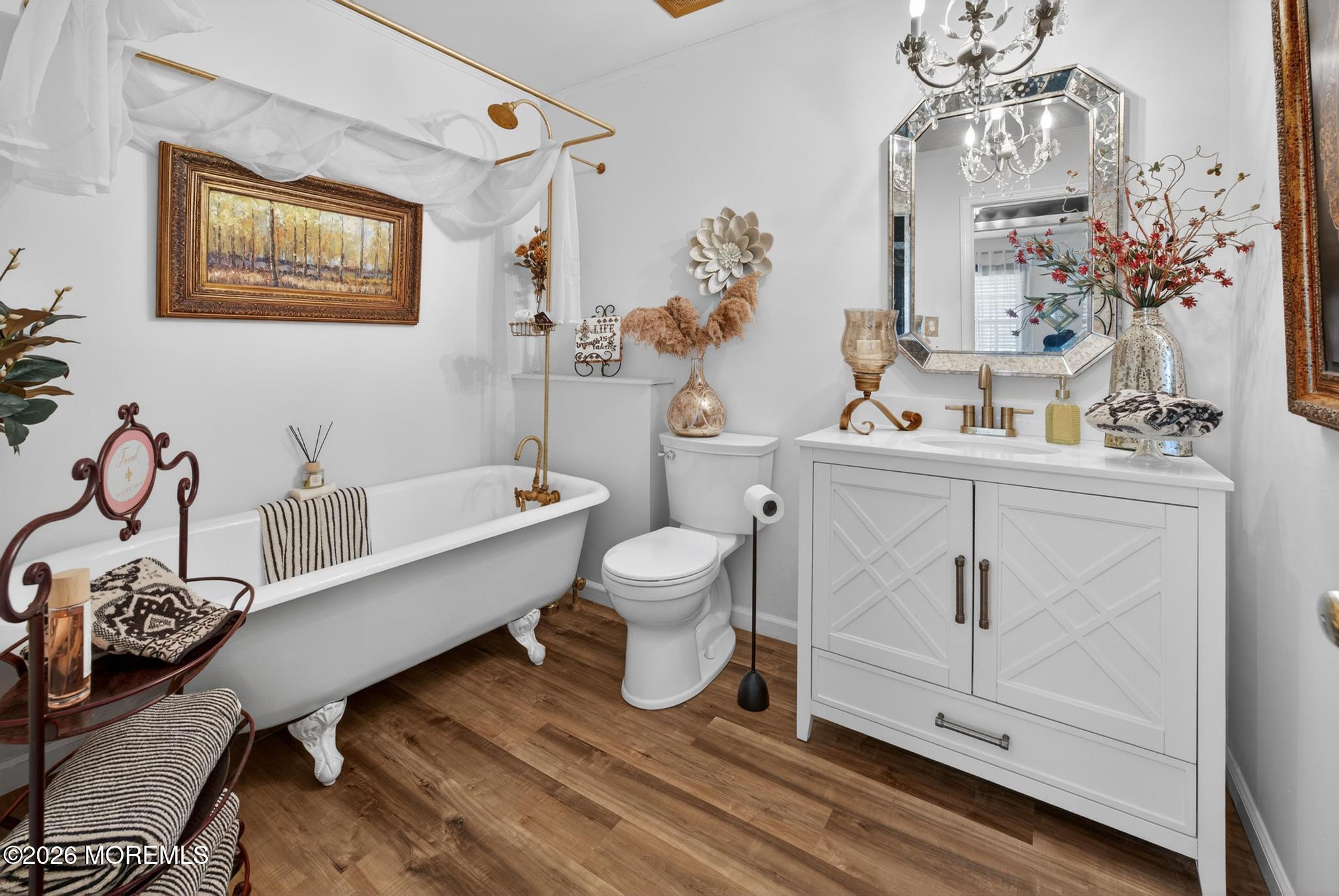 11 Inwood Place Aberdeen NJ 07747
