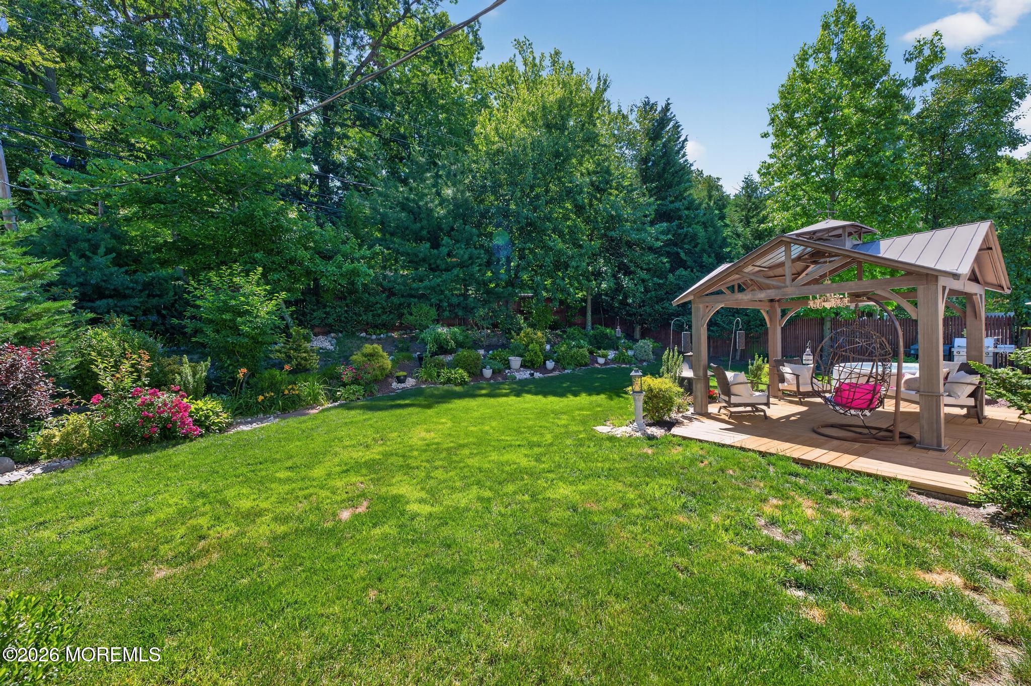 11 Inwood Place Aberdeen NJ 07747