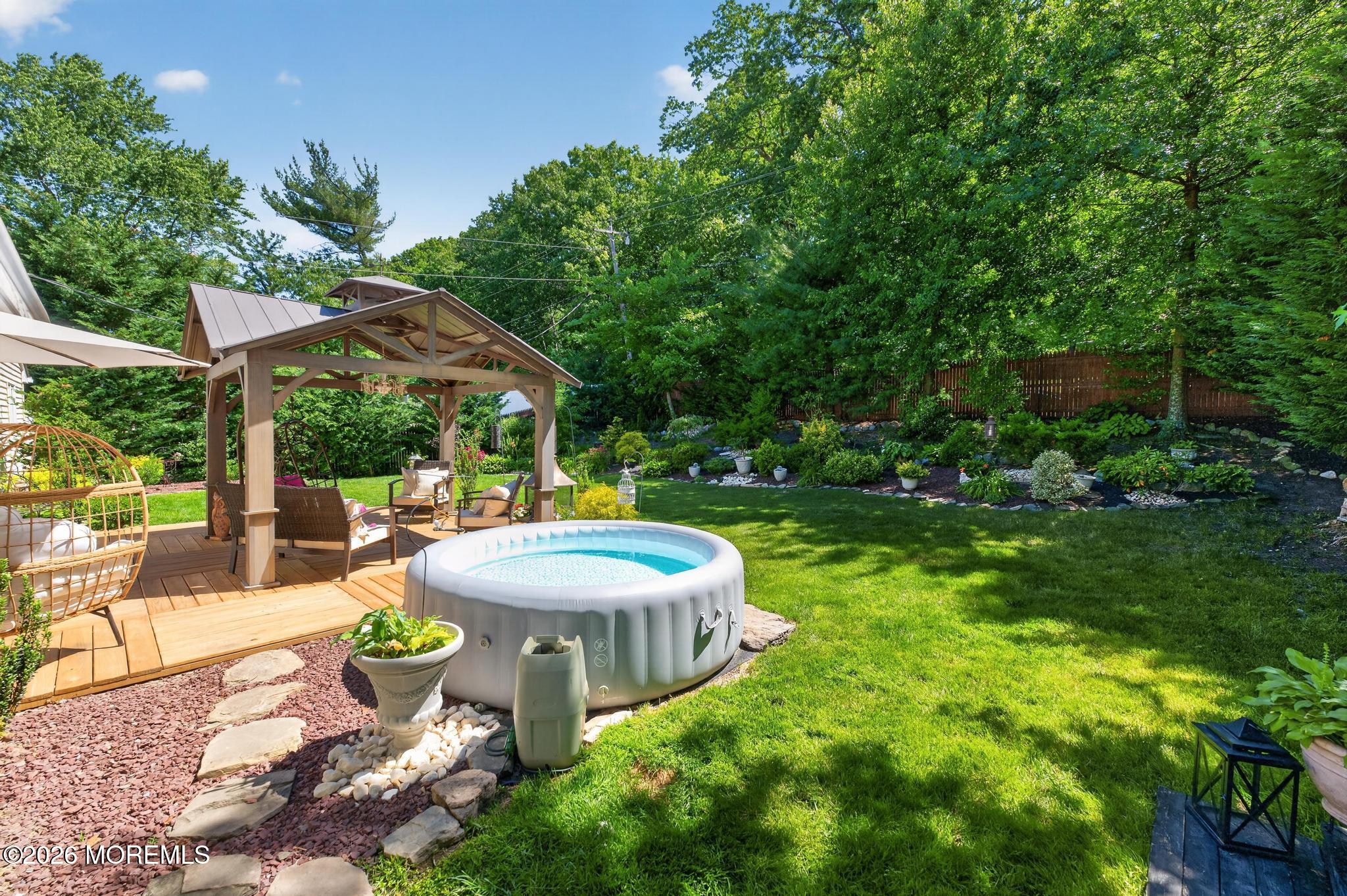 11 Inwood Place Aberdeen NJ 07747