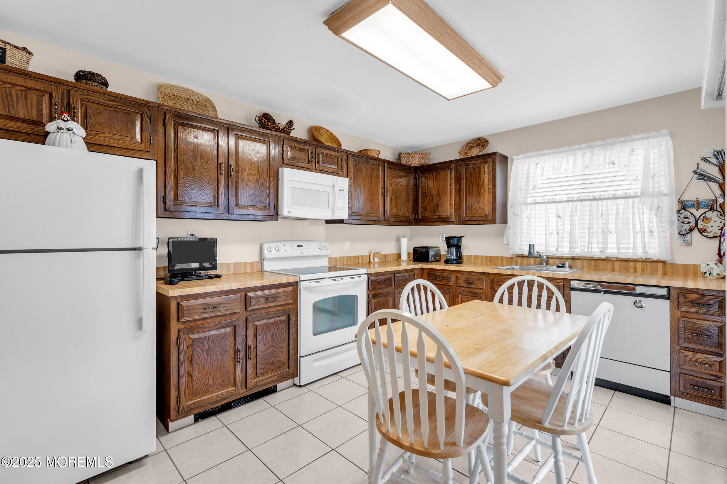 533B Warwick Court Manchester NJ 08759