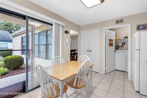 533B Warwick Court Manchester NJ 08759