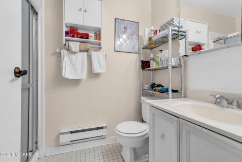 533B Warwick Court Manchester NJ 08759