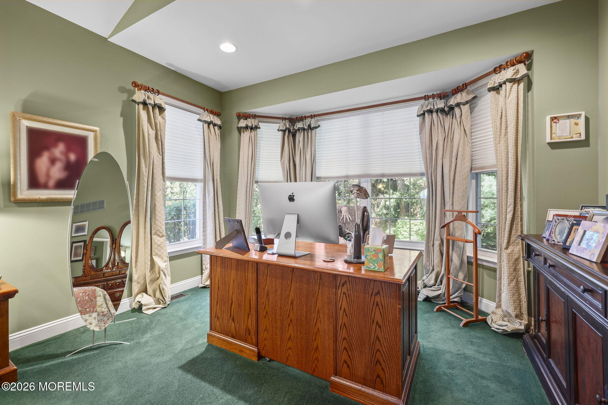 23 W Parsonage Way Manalapan NJ 07726