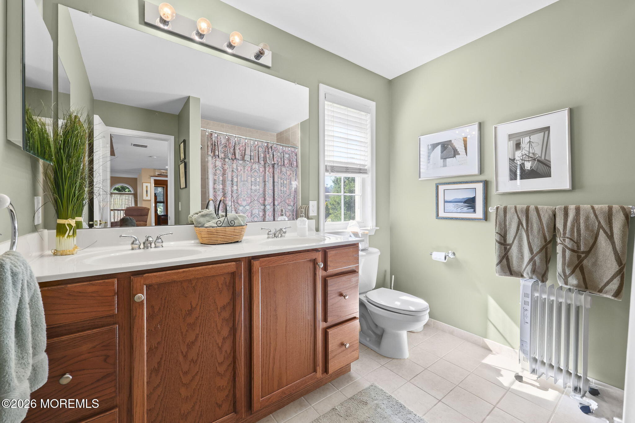 23 W Parsonage Way Manalapan NJ 07726