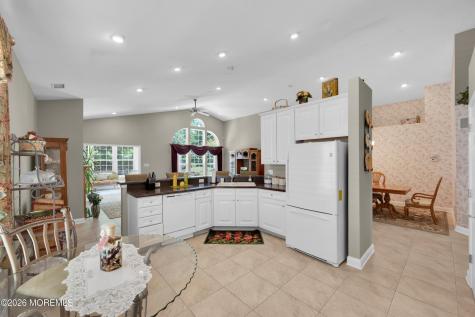 29 Nottingham Way Jackson NJ 08527