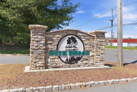 8 Longfellow Road North Brunswick NJ 08902